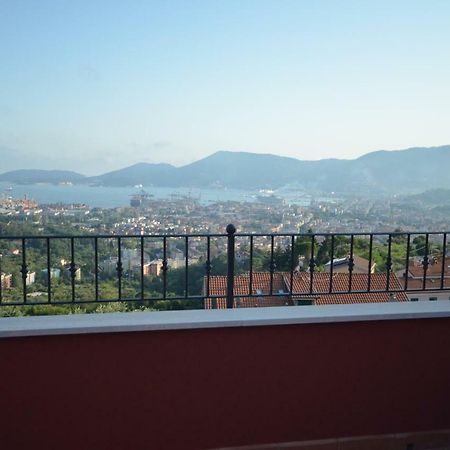 La Casa Con Vista Di Emma Διαμέρισμα Vezzano Ligure Εξωτερικό φωτογραφία