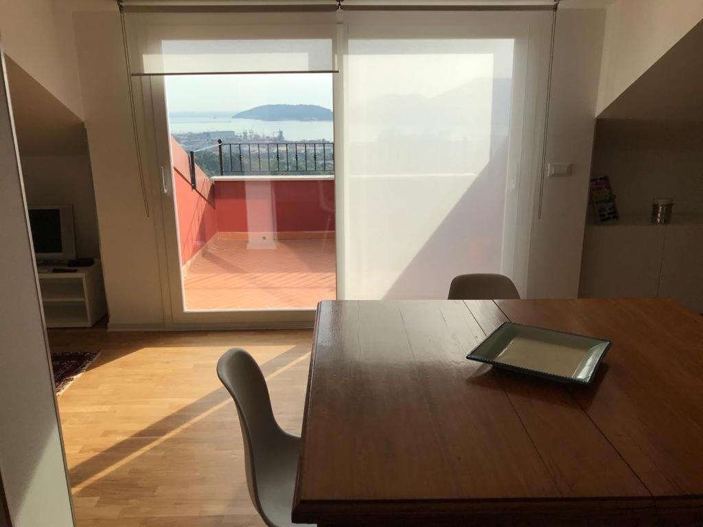 La Casa Con Vista Di Emma Διαμέρισμα Vezzano Ligure Εξωτερικό φωτογραφία