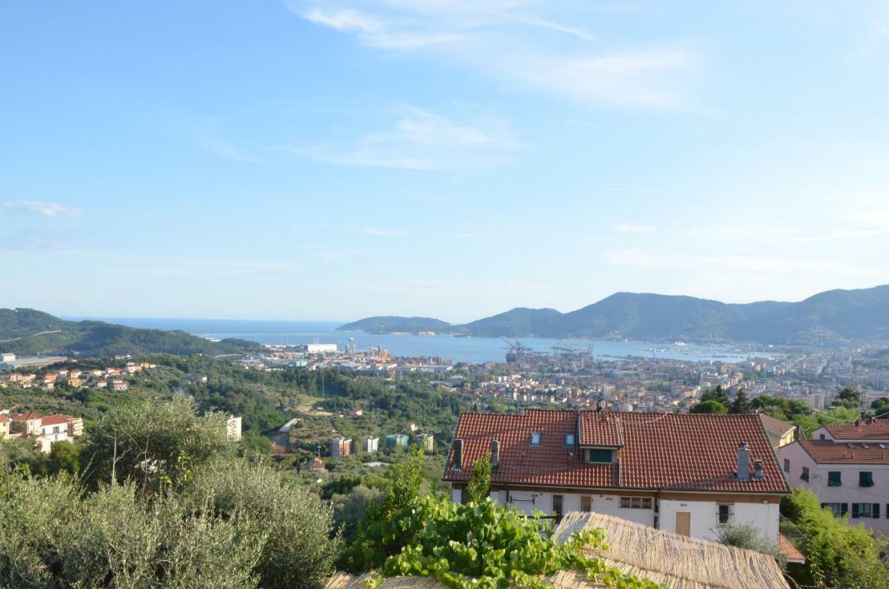 La Casa Con Vista Di Emma Διαμέρισμα Vezzano Ligure Εξωτερικό φωτογραφία