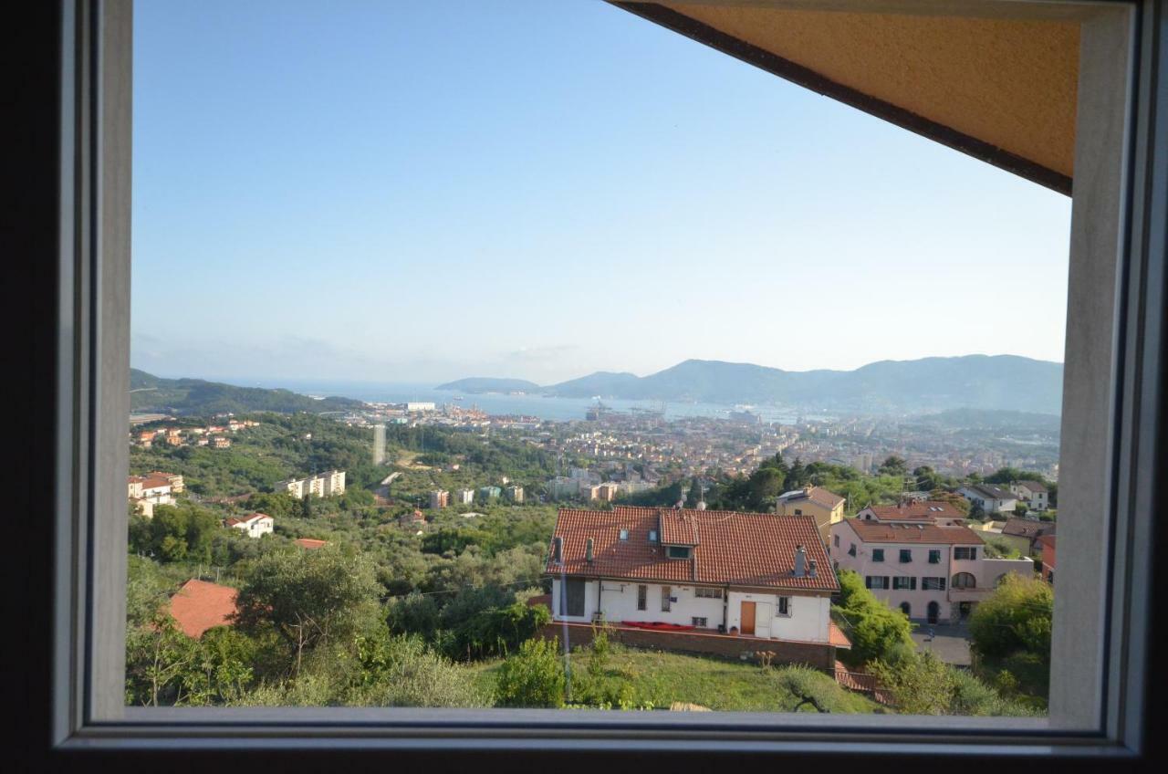 La Casa Con Vista Di Emma Διαμέρισμα Vezzano Ligure Εξωτερικό φωτογραφία