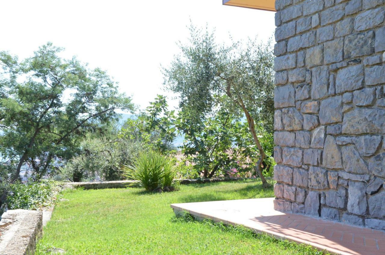 La Casa Con Vista Di Emma Διαμέρισμα Vezzano Ligure Εξωτερικό φωτογραφία